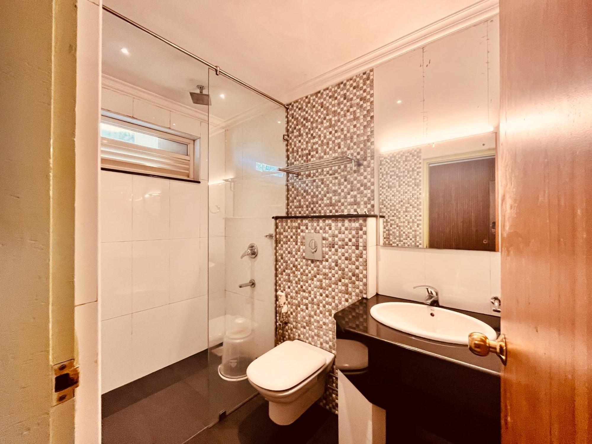 Pearl Grand Boutique Cottage In Omaxe Anandam Vrindavan - #Premium Ac Rooms With Balcony #Big Parking #Lift #Garden #Peaceful Area #Near Prem Mandir #Property Of The Year #Most Awarded Екстер'єр фото